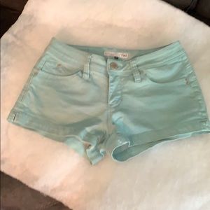 YmI wanna betta Butt? Teal green shorts size 5